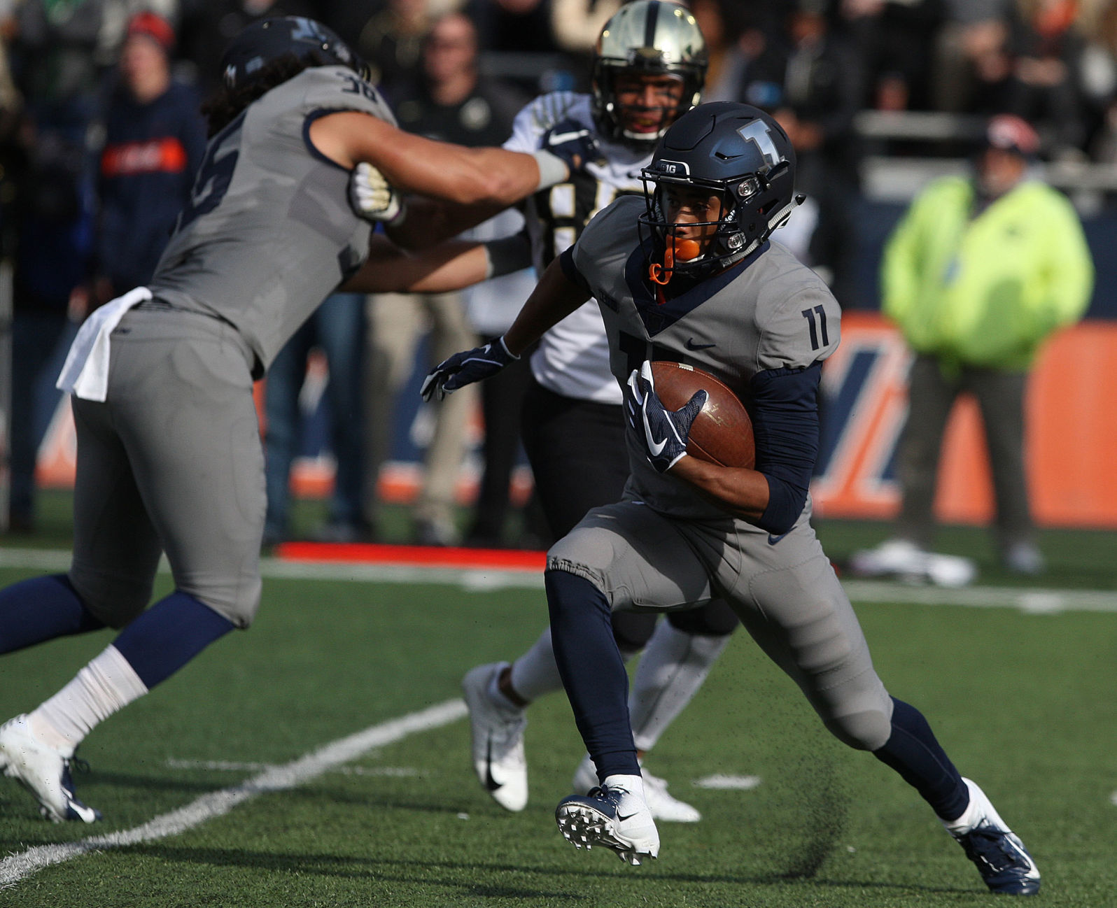 Illinois vs Purdue football 24 10.13.18.jpg